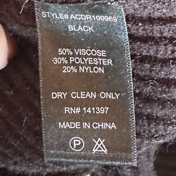 Excellent Condition, ASTR Black Ribbed Sweater Dress Puff Shoulders, Size M - Picture 12 of 13